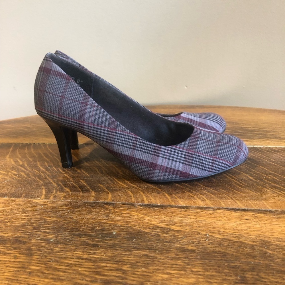 Y2K Comfort plus plaid shoes